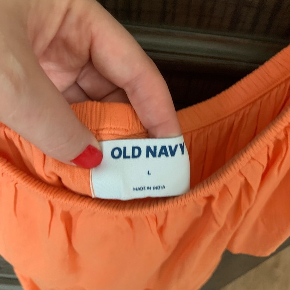 🔹NWOT🔹CUTE SUMMER TOP FROM OLD NAVY🔹 NEVER WORN🔹 EUC🔹 - Picture 2 of 2